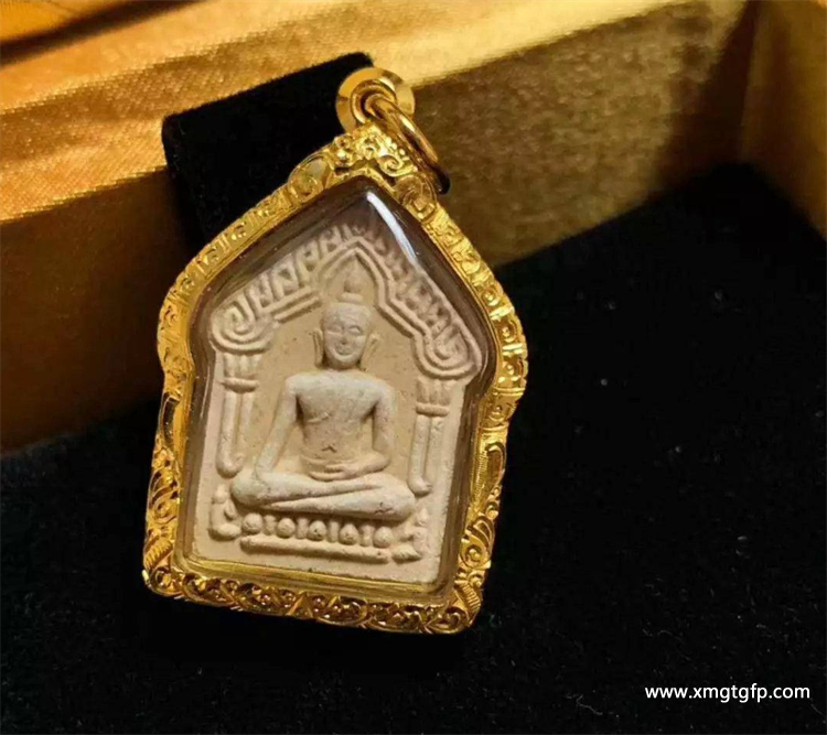 教你如何分辨一块泰国佛牌的真假【必看】