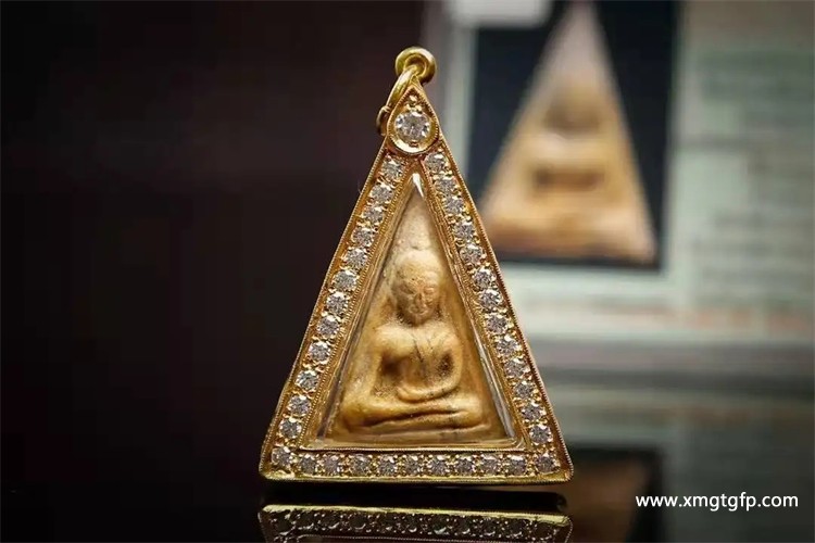 泰国佛牌 南帕亚.jpg