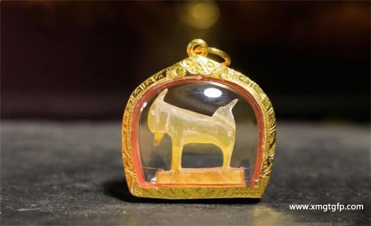 泰国佛牌 冠兰 泰国佛牌 冠兰.jpg