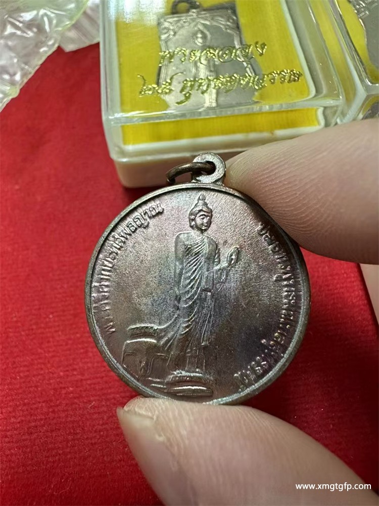 佛牌睡觉要摘吗？洗澡、运动、上厕所时能不能戴？