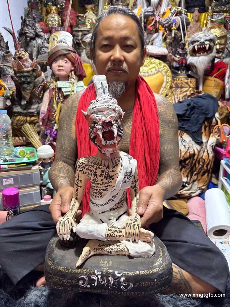 阿赞湾猜 法会版布周 阿赞湾猜 法会版布周 (2).jpg