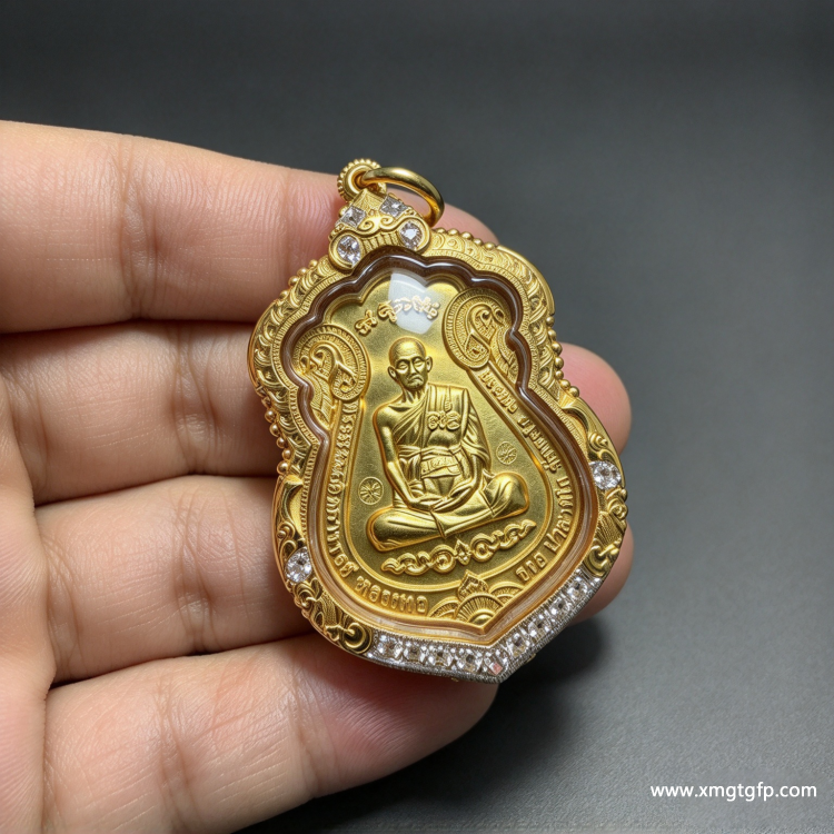 泰国佛牌 龙婆瑞2559 纯金舍玛自身 泰国佛牌 龙婆瑞2559 纯金舍玛自身.png